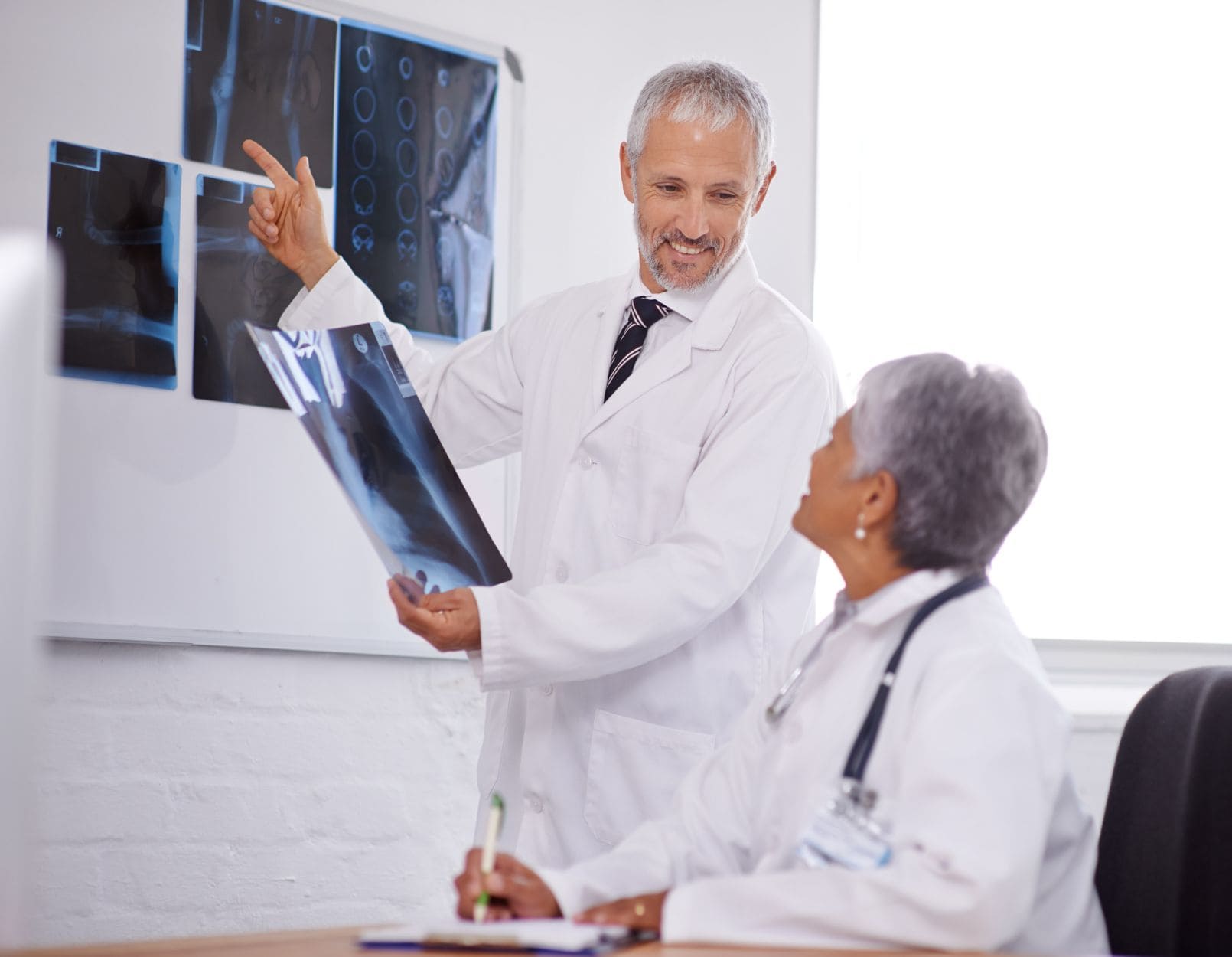 Médico traumatólogo cerca de ti